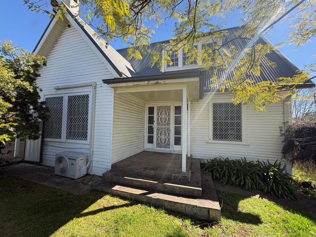 28 Garden St, South Tamworth, NSW 2340