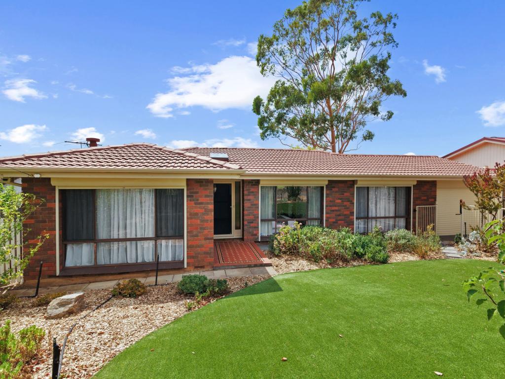 17 Virginia Dr, Morphett Vale, SA 5162