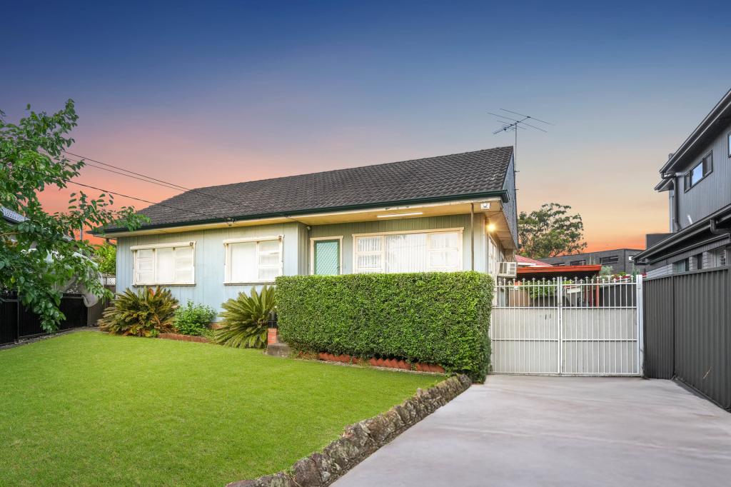 10 Boxley Cres, Bankstown, NSW 2200