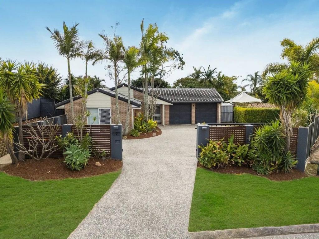 42 Adaminaby Dr, Helensvale, QLD 4212