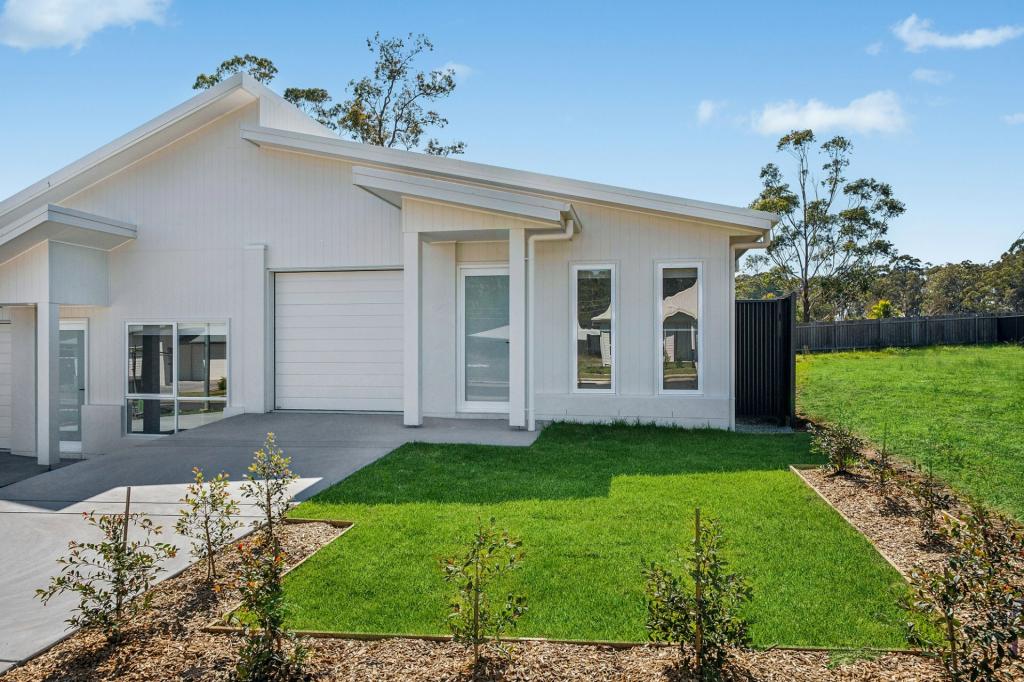 11a Wildwood Way, Thrumster, NSW 2444