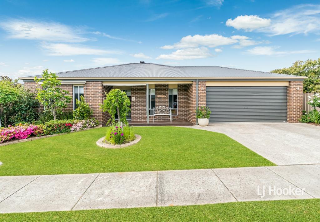 4 Parkland Pl, Broadford, VIC 3658