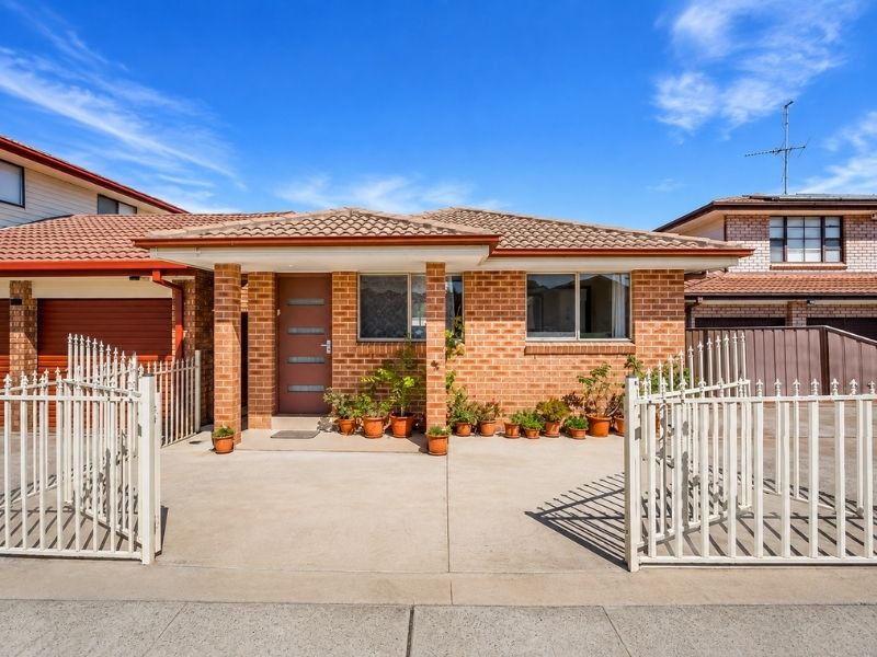 1a Niland Pl, Edensor Park, NSW 2176