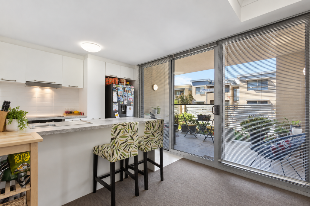 16/55 Flourish Loop, Atwell, WA 6164