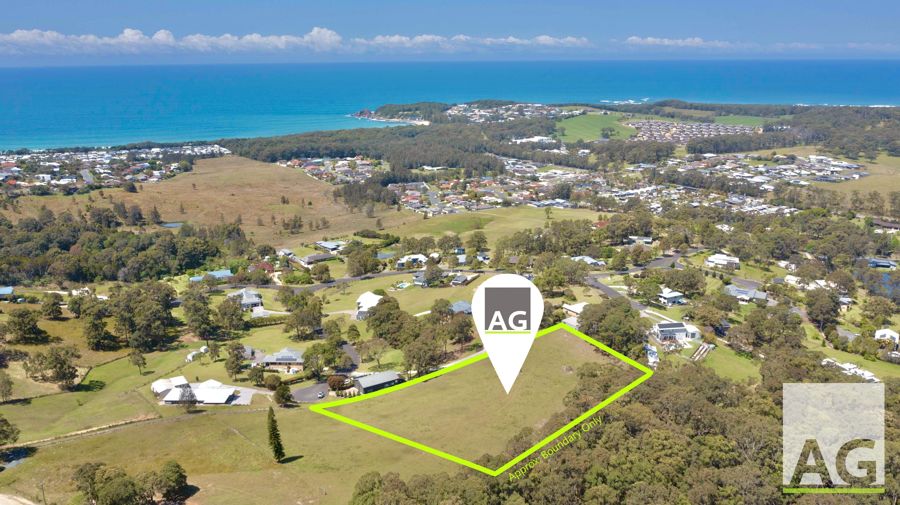 26 HEADLAND DR, HALLIDAYS POINT, NSW 2430