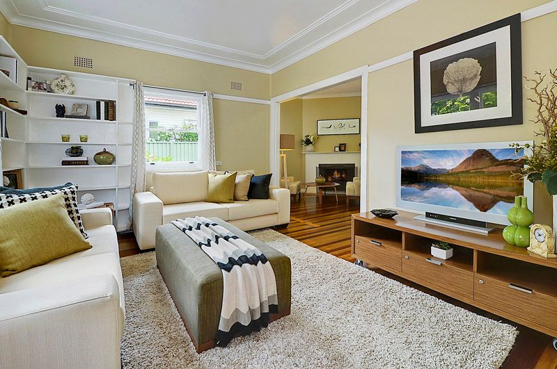 14 Belmont Pde, Mount Colah, NSW 2079