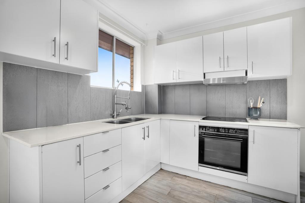 32/5-7 Hoddle Ave, Bradbury, NSW 2560