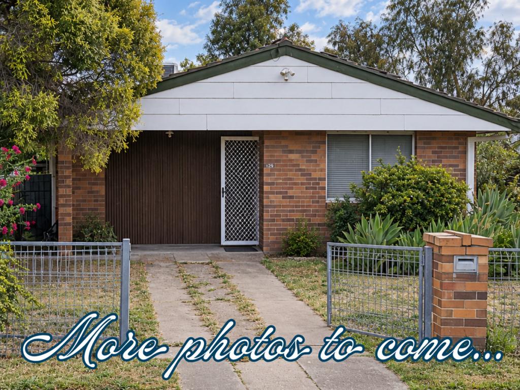 305 Warialda St, Moree, NSW 2400
