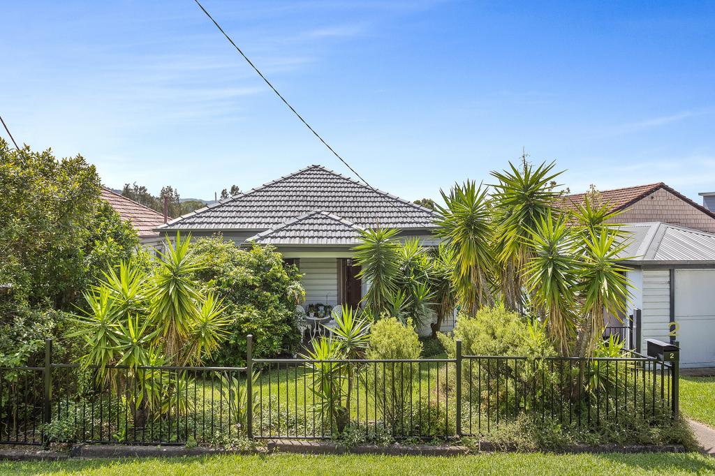 2 Phillips Ave, West Wollongong, NSW 2500