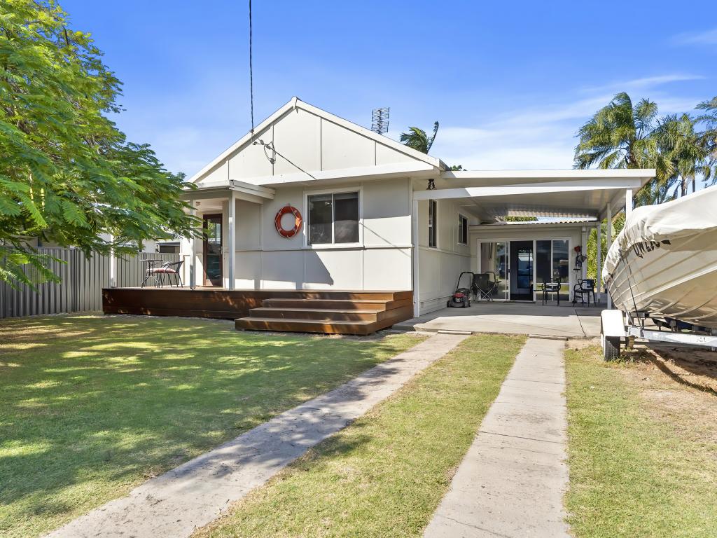95 Westminster Ave, Golden Beach, QLD 4551
