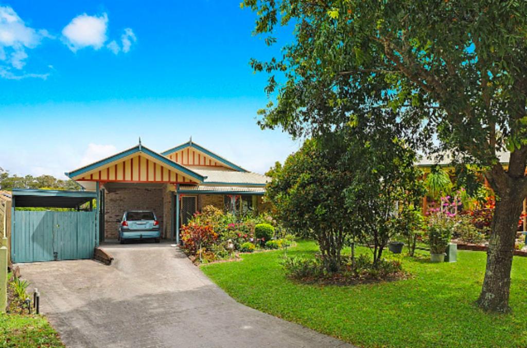 18 Chesterton Cres, Sippy Downs, QLD 4556