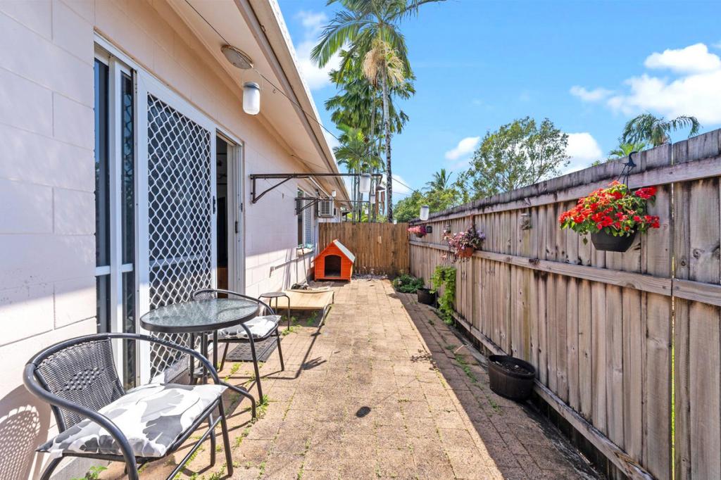 10/401-409 Mccoombe St, Mooroobool, QLD 4870