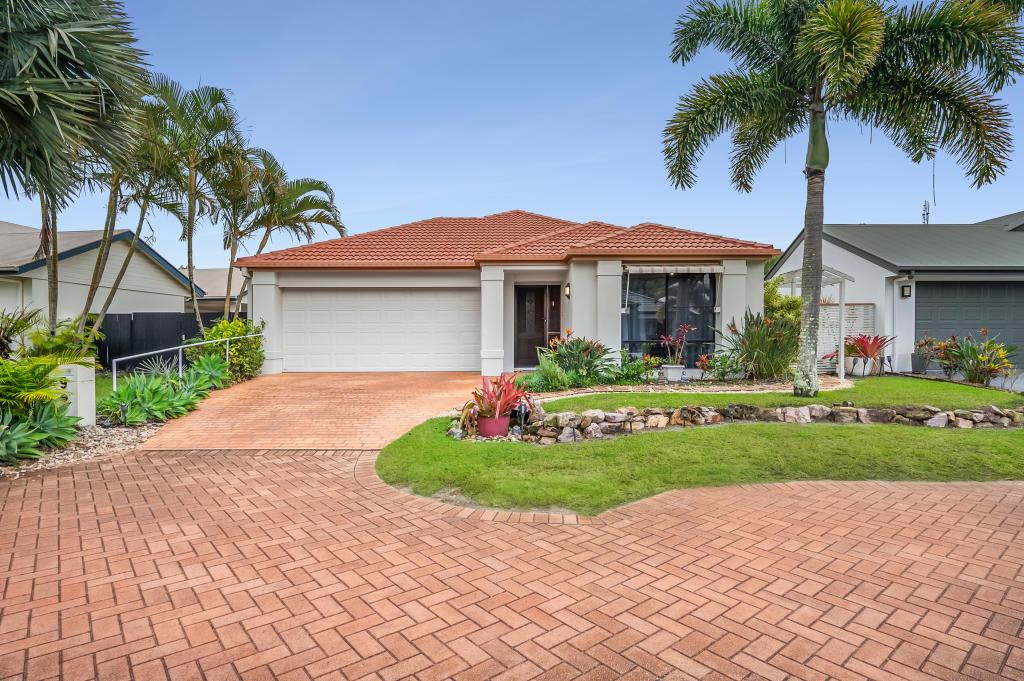 9 BAKER FINCH PL, TWIN WATERS, QLD 4564
