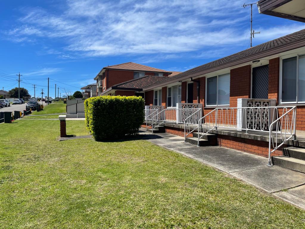1/27 Carlotta Cres, Warrawong, NSW 2502