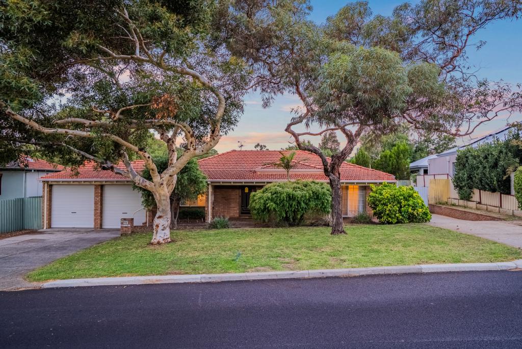 71b Birdwood Crcs, Bicton, WA 6157