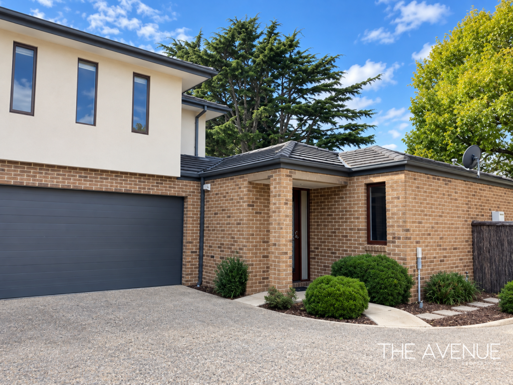 2/12 Luxe Lane, Brighton East, VIC 3187