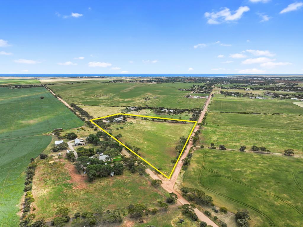 203 Pedler Rd, East Moonta, SA 5558