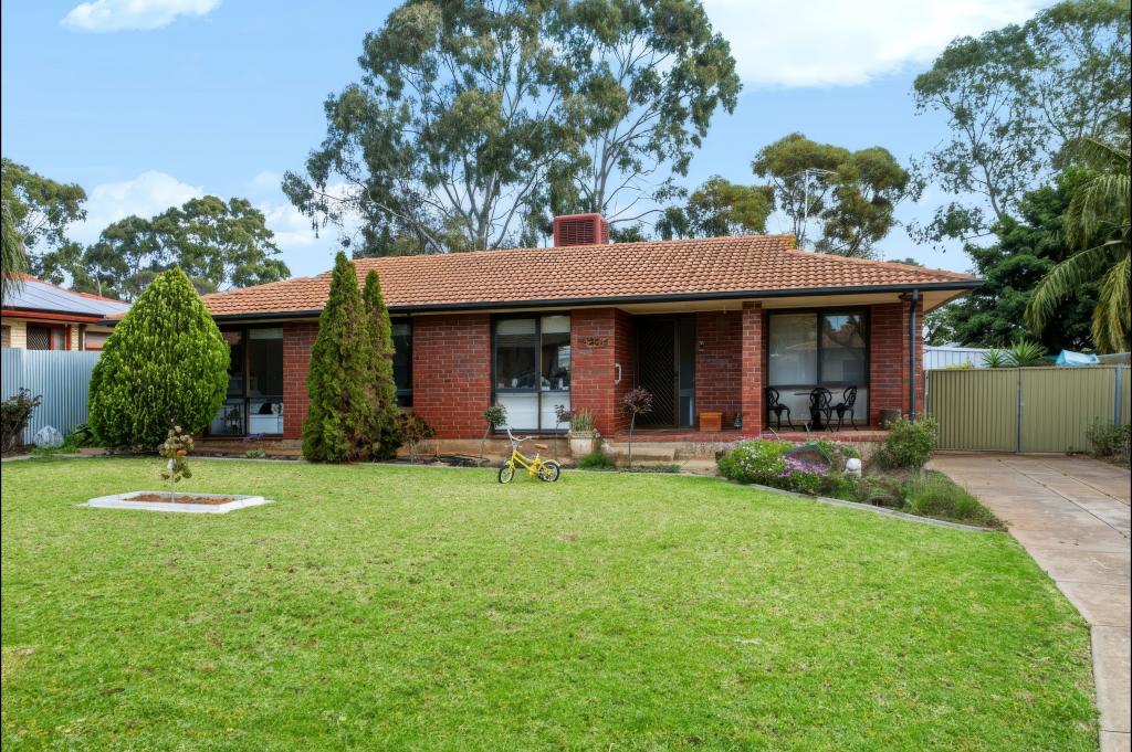 31 Bundarra Ct, Craigmore, SA 5114