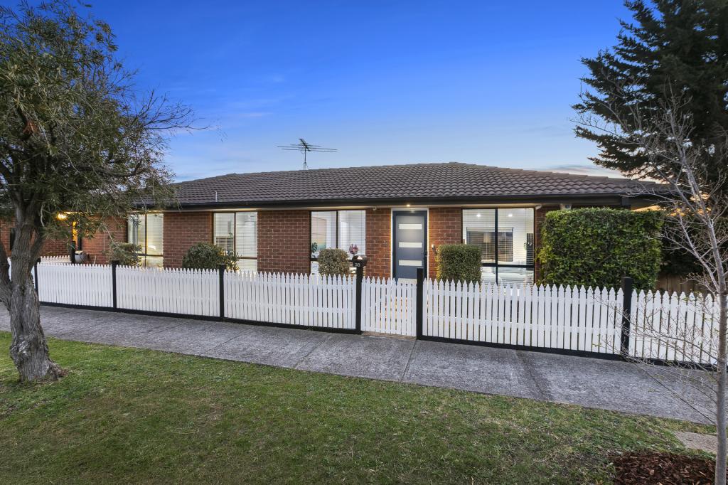 38 Nelson Ave, Altona Meadows, VIC 3028