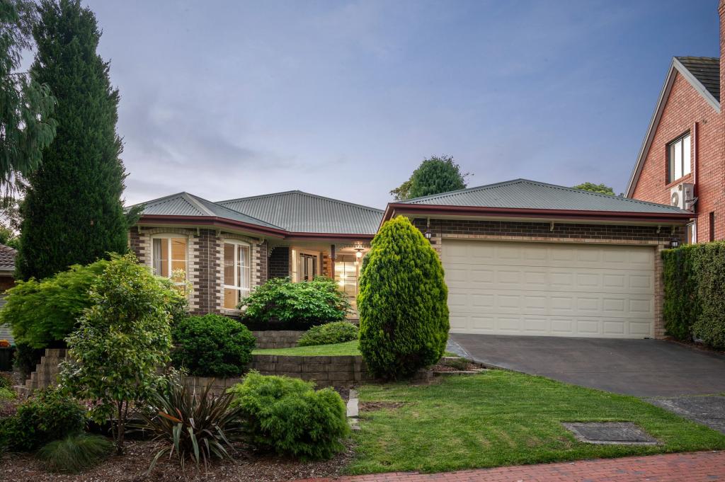 15 Cotswold Cl, Vermont, VIC 3133