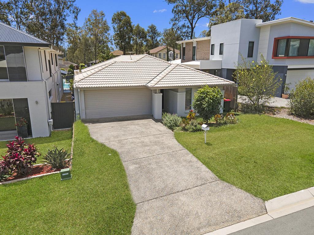 10 April Cres, Bridgeman Downs, QLD 4035