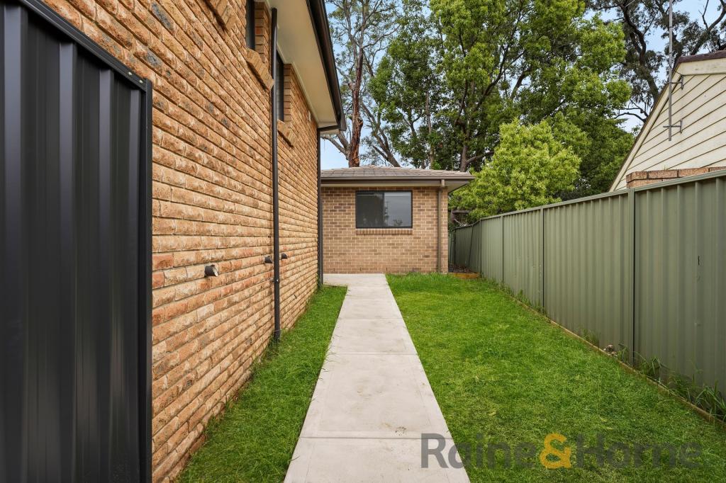 16a Naylor Pl, Ingleburn, NSW 2565