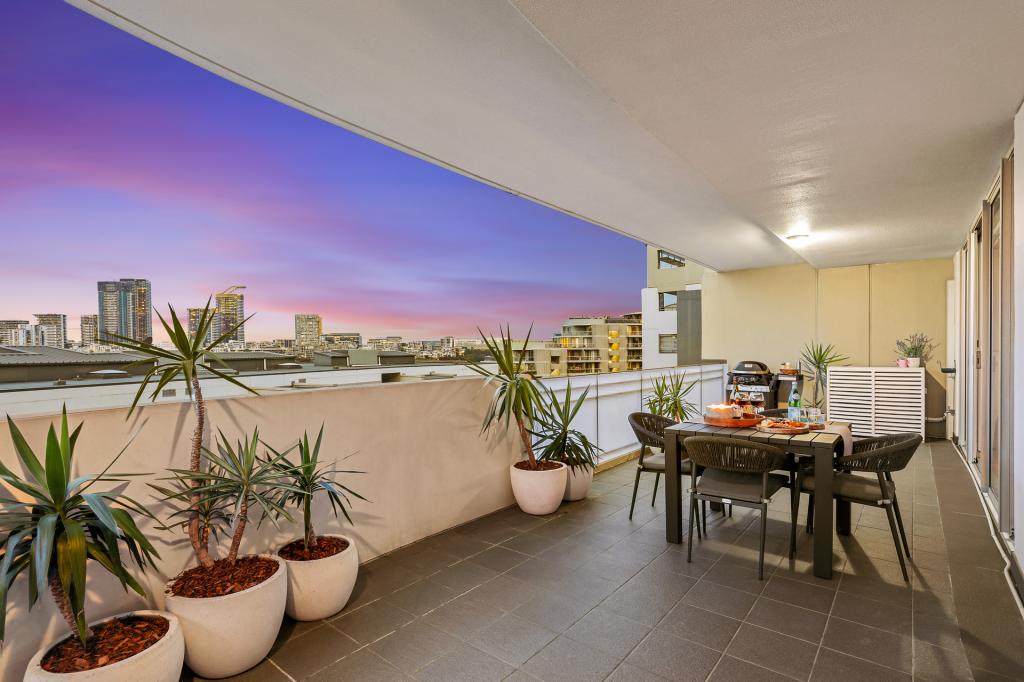 441/25 Bennelong Pkwy, Wentworth Point, NSW 2127