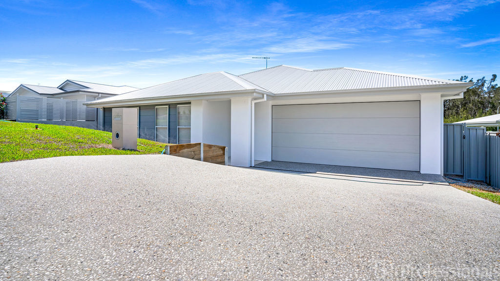 11 Lovedale Way, Forster, NSW 2428