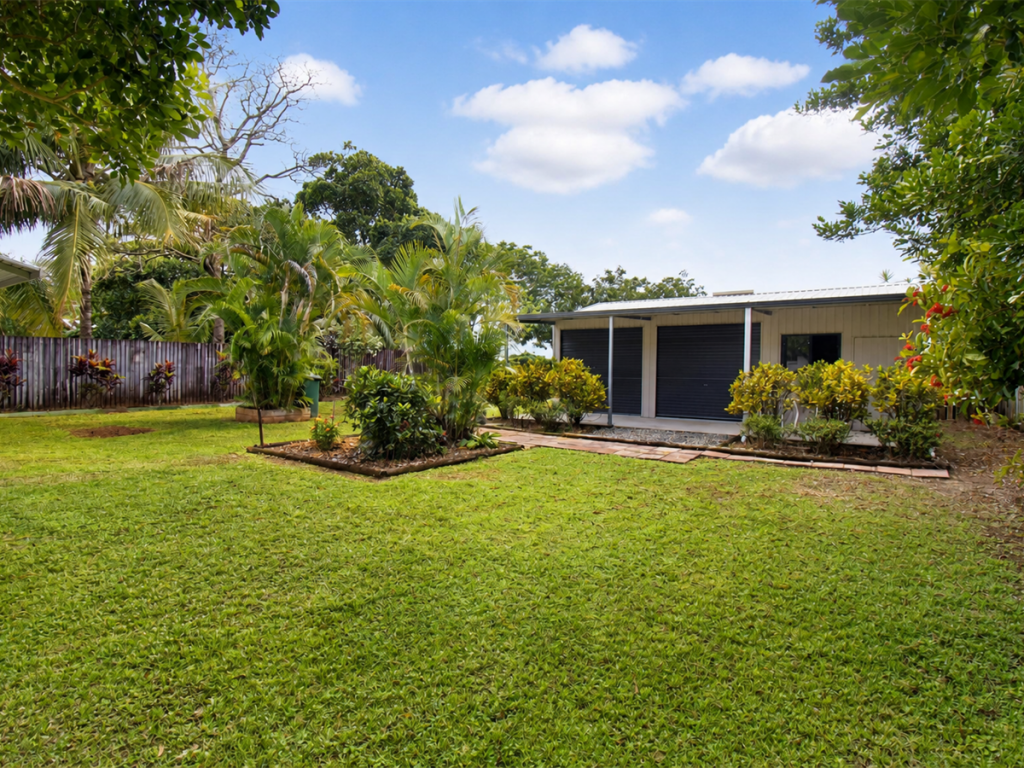 20 Lyndel Dr, Woree, QLD 4868