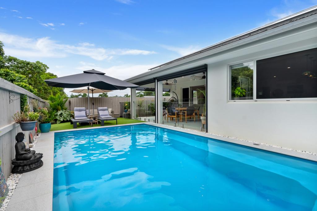 6 Coachwood Cl, Bentley Park, QLD 4869
