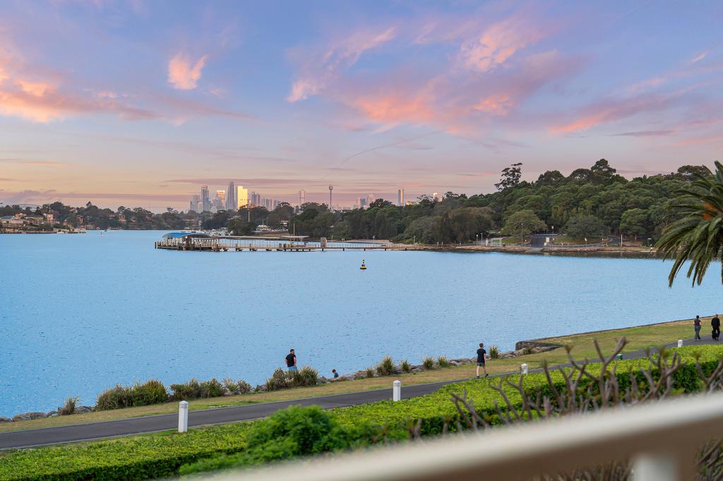 87 Peninsula Dr, Breakfast Point, NSW 2137