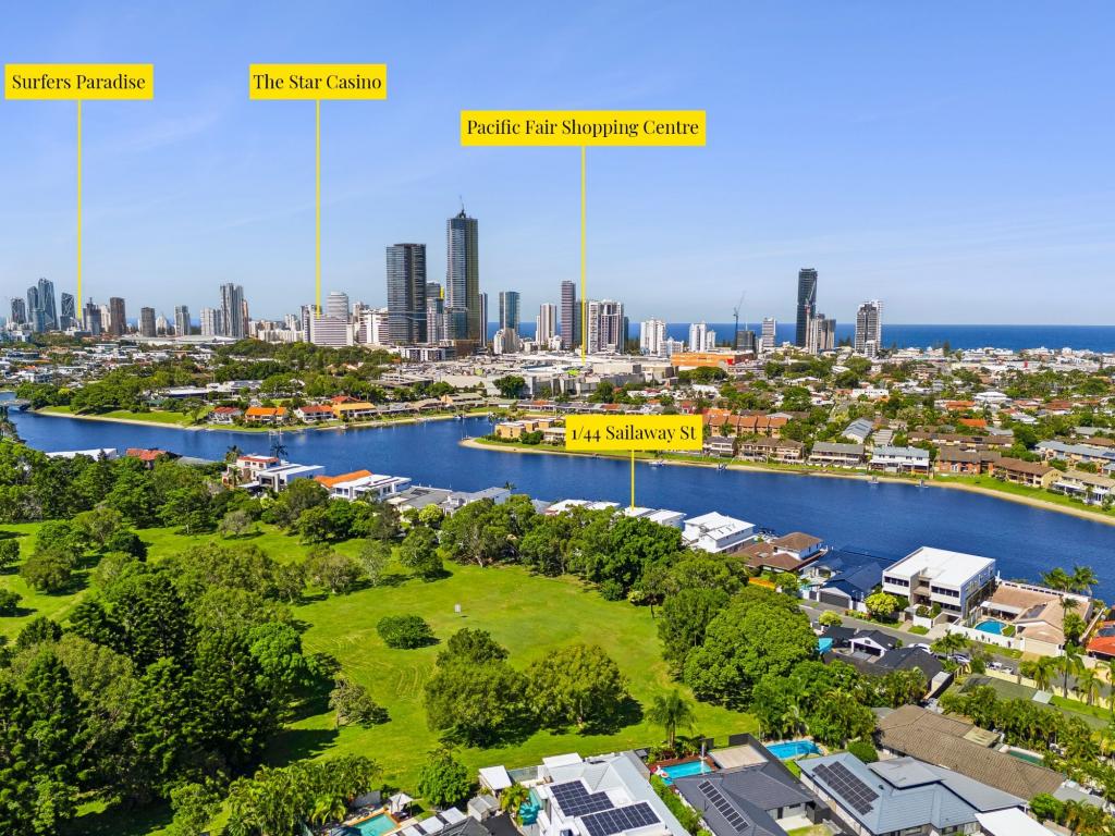 1/44 Sailaway St, Mermaid Waters, QLD 4218