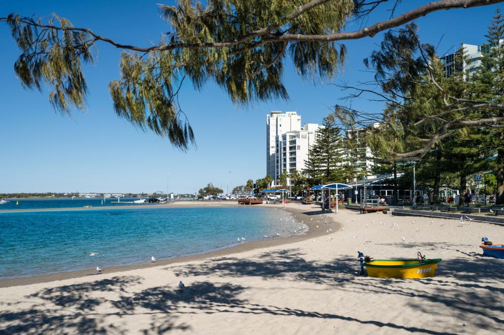 7/20 Bright Ave, Labrador, QLD 4215