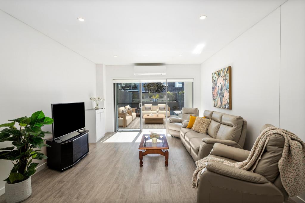 121/1 Evelyn Ct, Shellharbour City Centre, NSW 2529