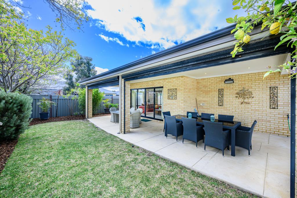 1 Truman Lane, Piara Waters, WA 6112