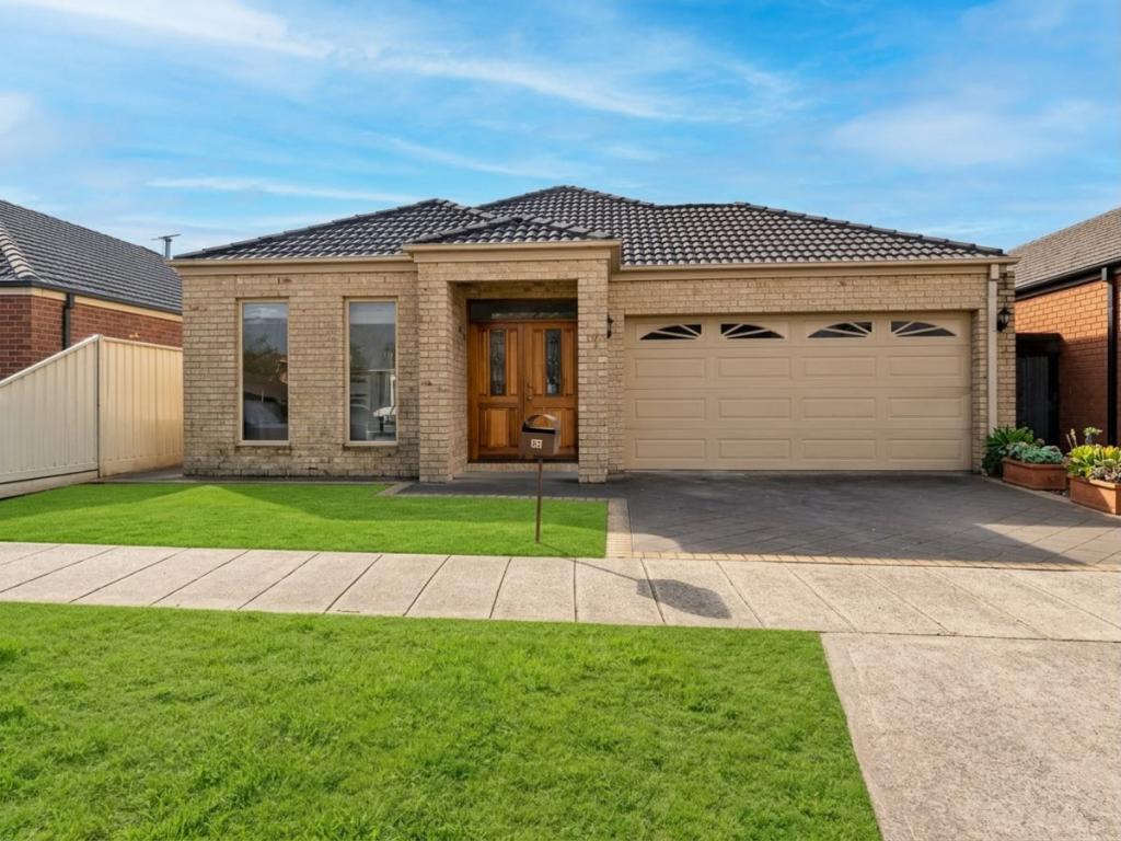 37 LONG ISLAND CCT, CRAIGIEBURN, VIC 3064