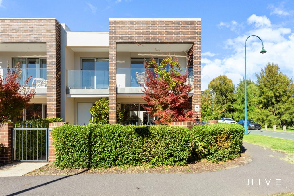 22 PHYLLIS ASHTON CCT, GUNGAHLIN, ACT 2912