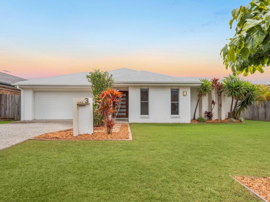 3 ADA ST, AUGUSTINE HEIGHTS, QLD 4300