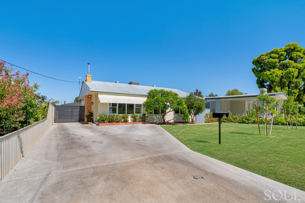 20 Thomson St, Griffith, NSW 2680