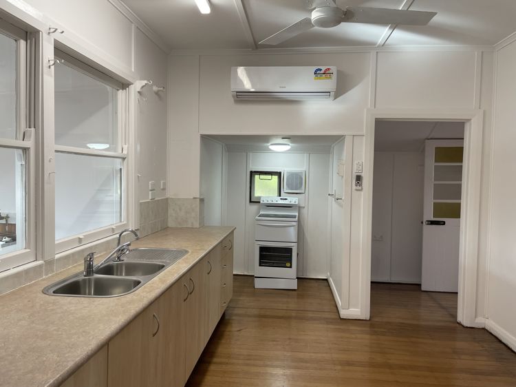 42 Netherton St, Nambour, QLD 4560