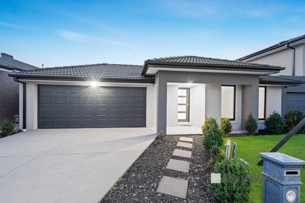 35 Leafy Cct, Cranbourne East, VIC 3977