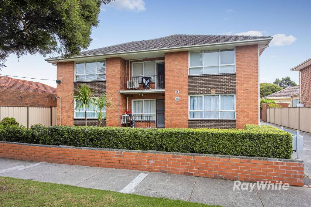 1/16 Truganini Rd, Carnegie, VIC 3163