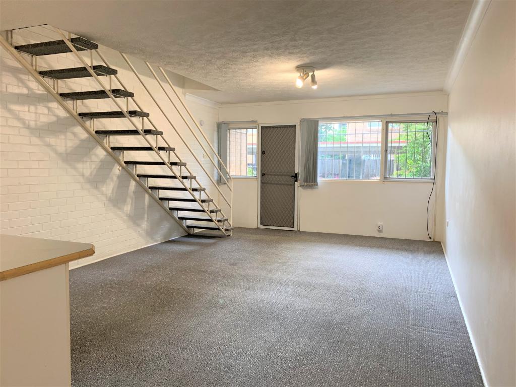 12/15-17 George Ave, Broadbeach, QLD 4218