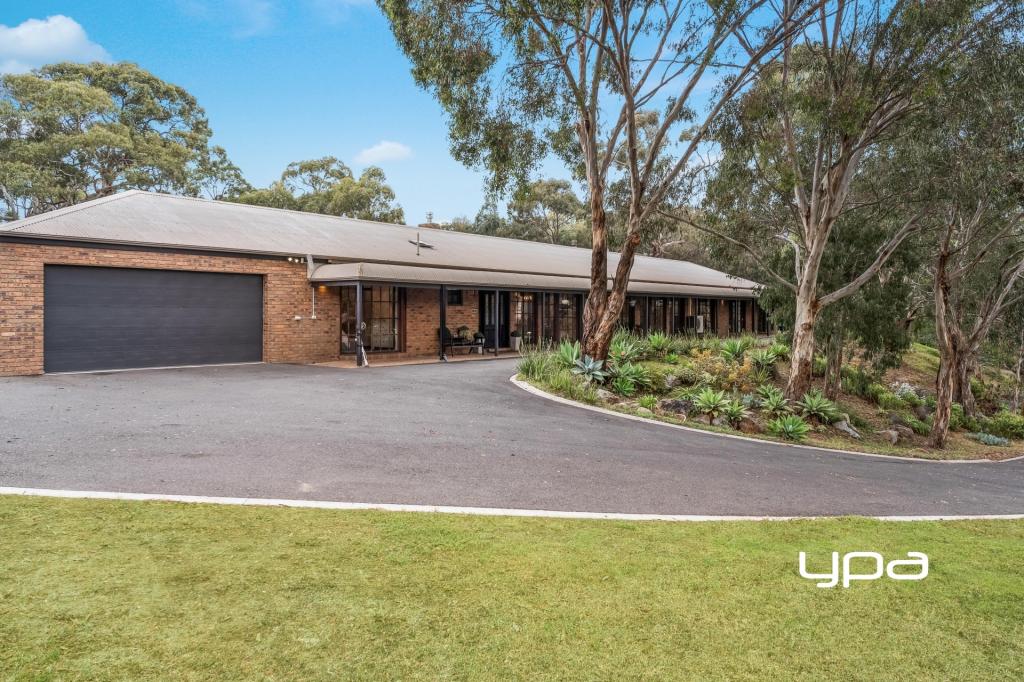 520 Racecourse Rd, Sunbury, VIC 3429