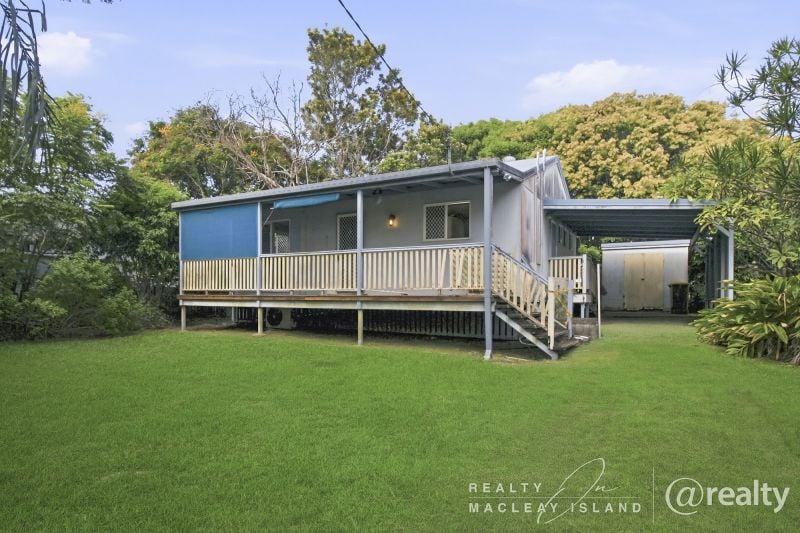 28 Rhodes St, Macleay Island, QLD 4184