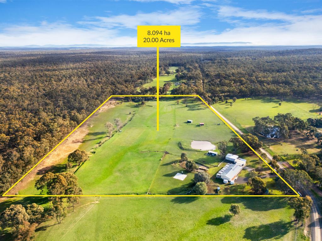 61 Taggart Dr, Daisy Hill, VIC 3465
