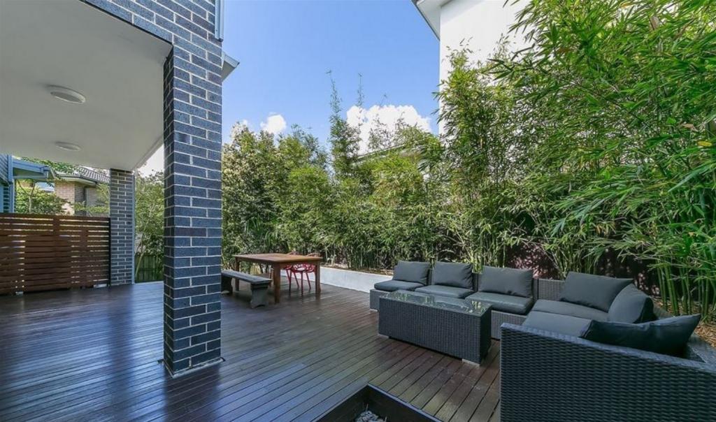12 Linden Gr, Ermington, NSW 2115