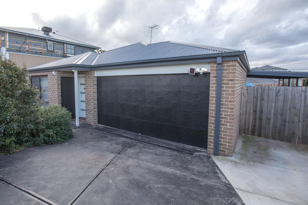 6 Roman Dr, Darley, VIC 3340