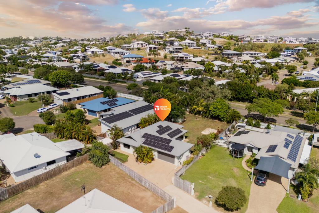 5 Henning Ct, Bushland Beach, QLD 4818