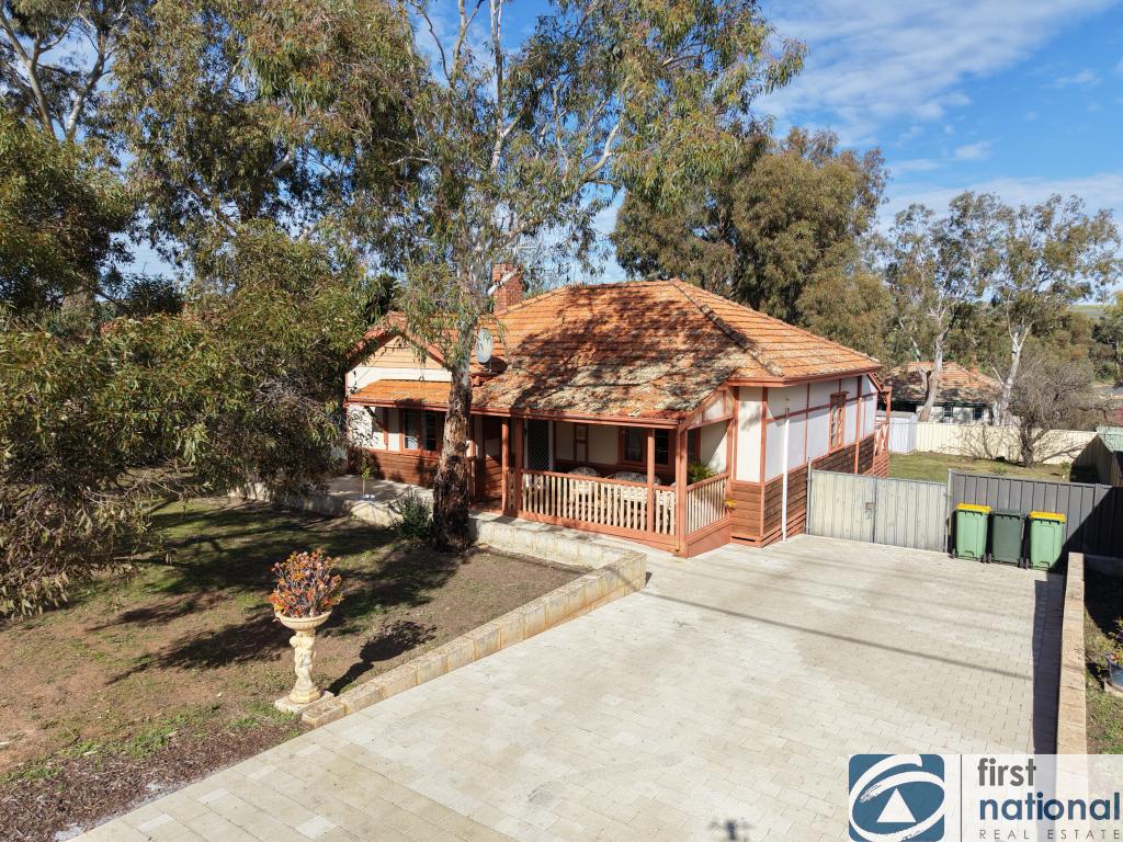 82 Gairdner St, Northam, WA 6401